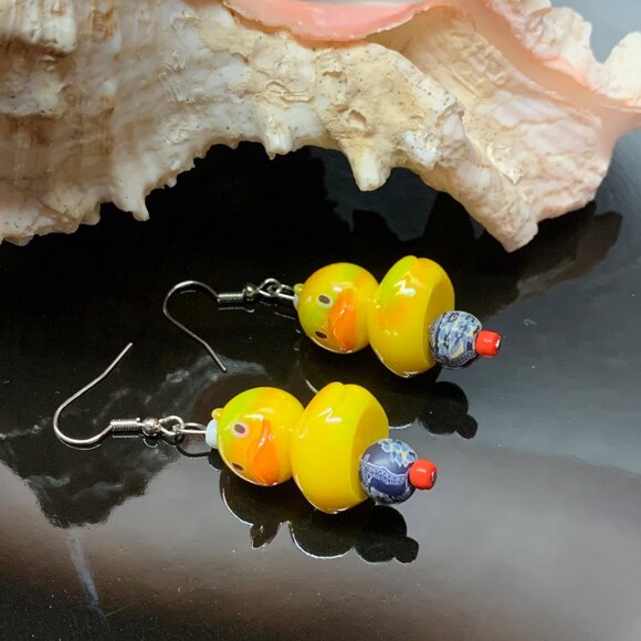 Cute RUBBER DUCK DUCKIE Adorable Handmade Pierced Earrings LA127 - Picture 3 of 4